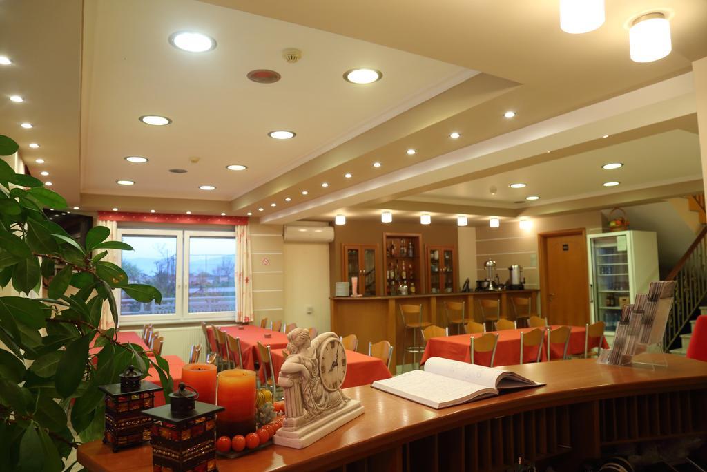 Hotel Souita ปาราเลียกาเตอรีนิส ภายนอก รูปภาพ